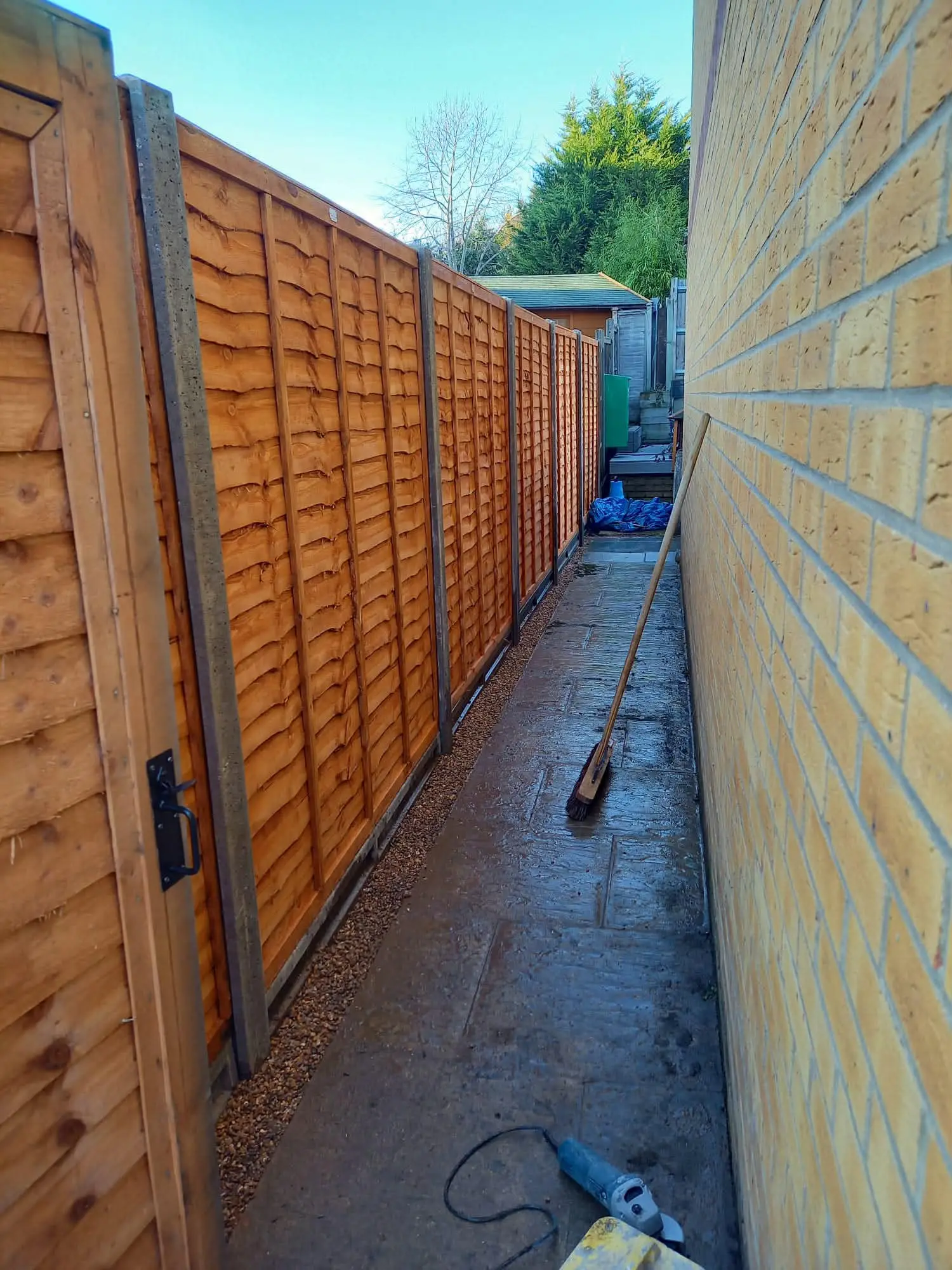 Fencing — image 1