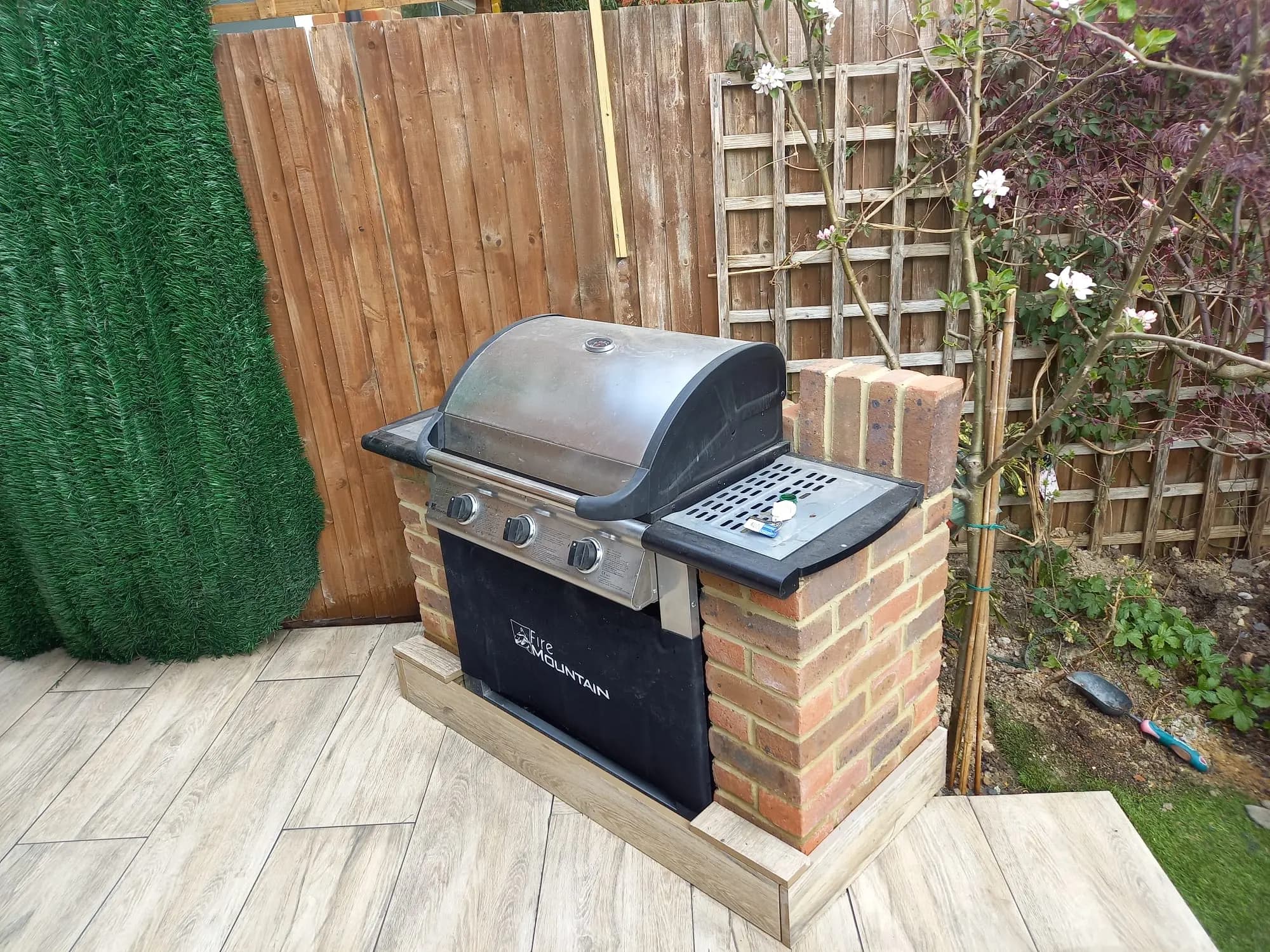 Outdoor Living — image 8